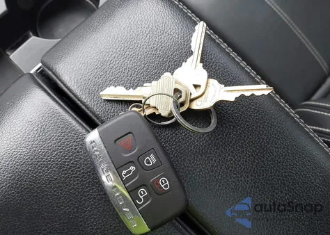 2020 Land Rover Range Rover Velar P340 S z USA, uszkodzony, nr VIN SALYB2FV0LA256819